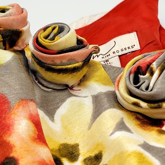 Kim Rogers Floral Sleeveless Dress With Rosette Neckline & Side Zipper - Picture 5 of 13